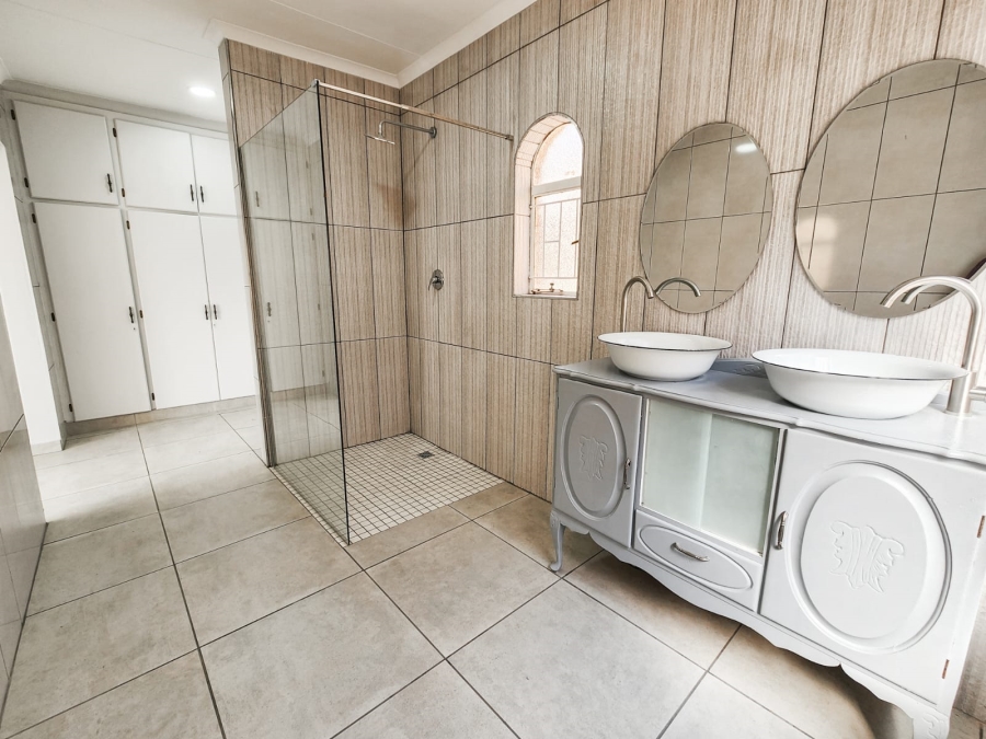 3 Bedroom Property for Sale in Vaalpark Free State
